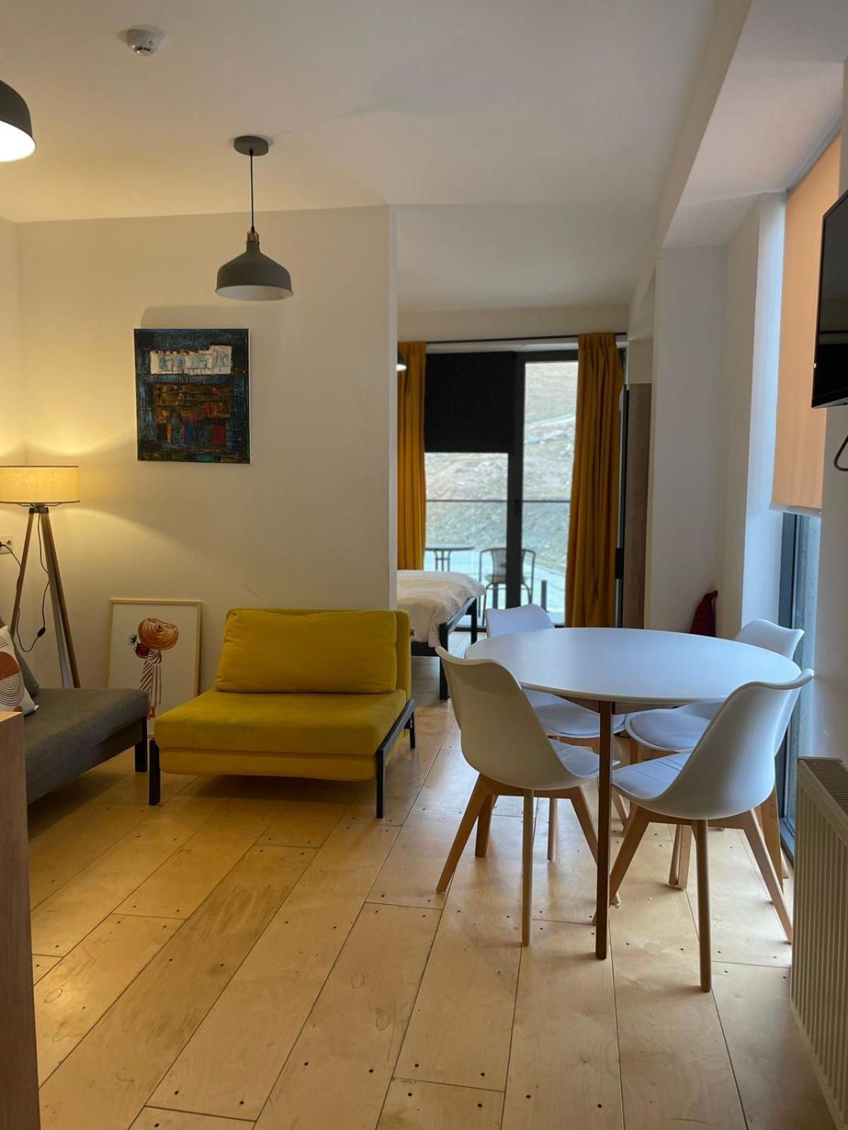 New Gudauri Atrium Apartment 202 Bagian luar foto